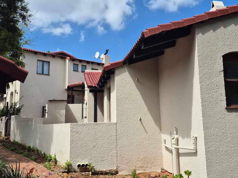 Sectional Title Duplex - Hartebeespoort thumbnail 47