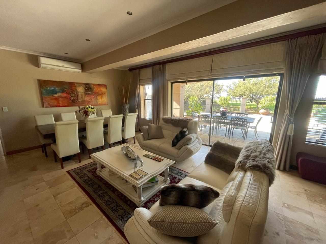 Modern Spacious Property - Excellent Location thumbnail 7