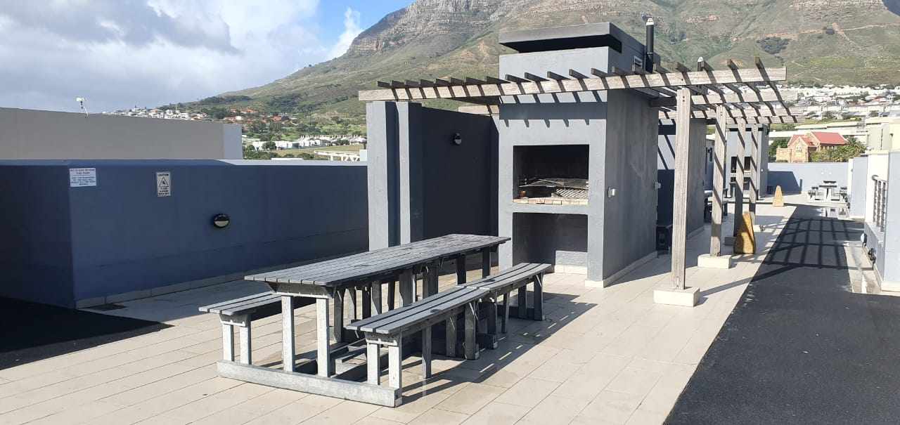 Ideal Starter Property - Cape Town CBD thumbnail 14