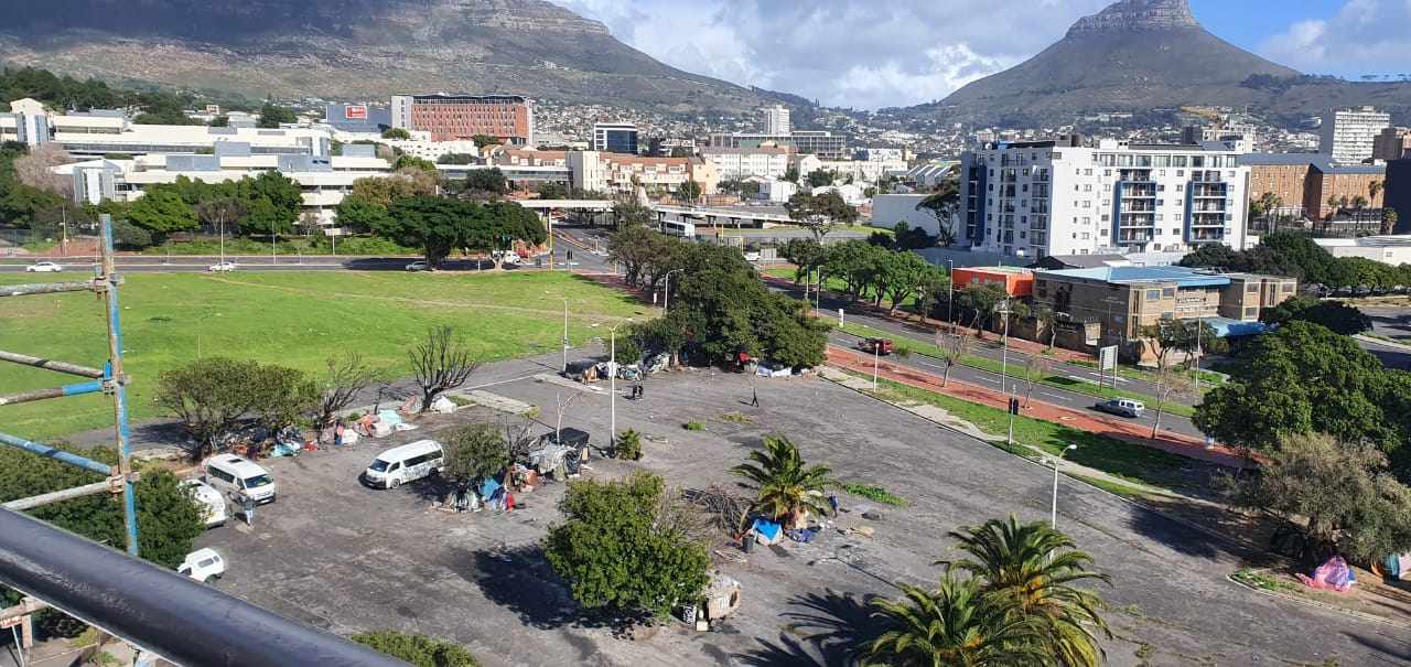 Ideal Starter Property - Cape Town CBD thumbnail 15