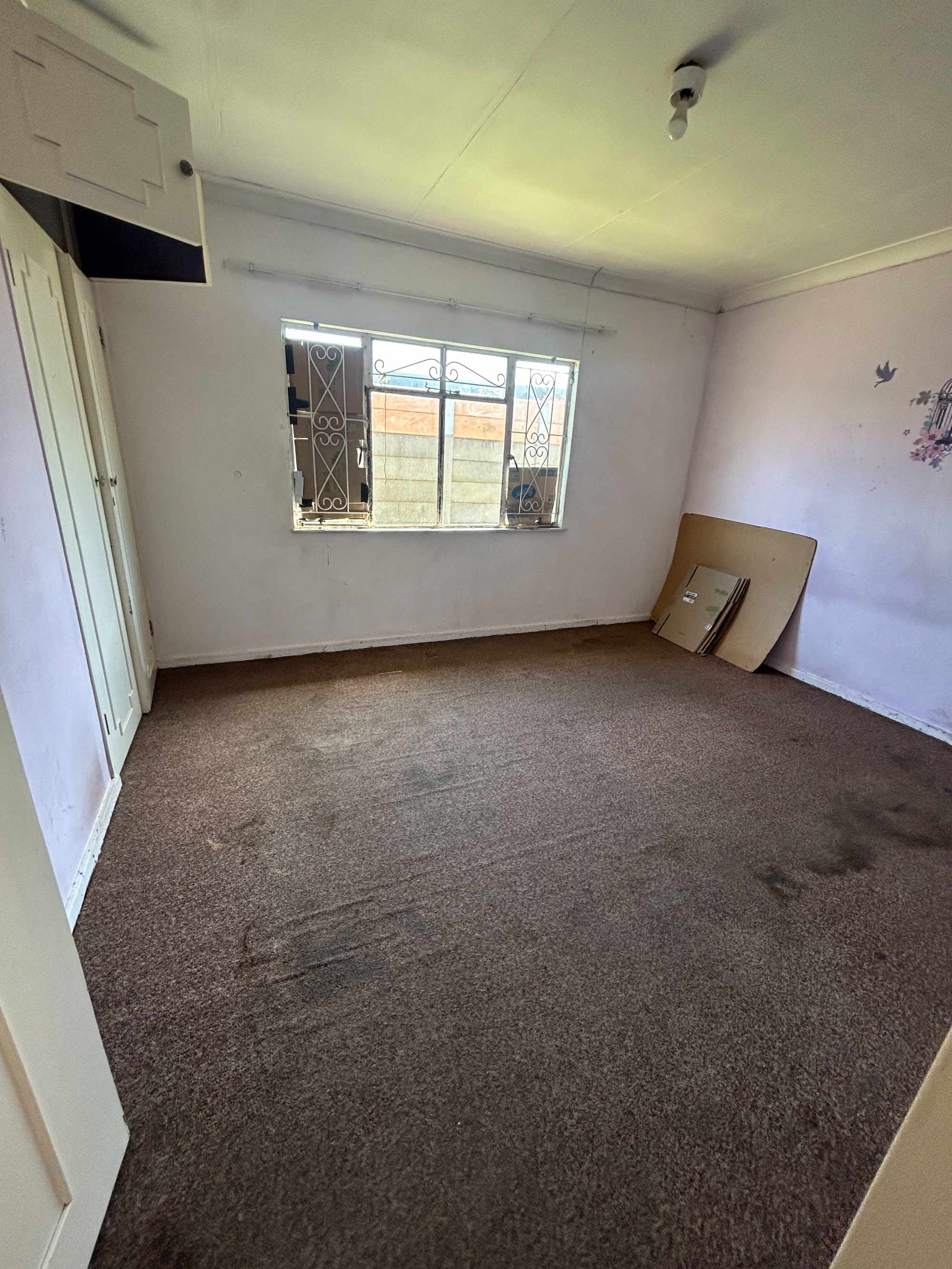 Quaint Home In Ever Popular Area 5 thumbnail 19