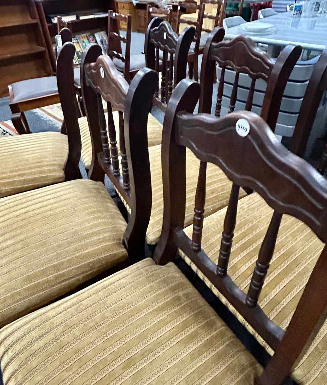 Beautiful Furniture, Household Appliances and More thumbnail 10