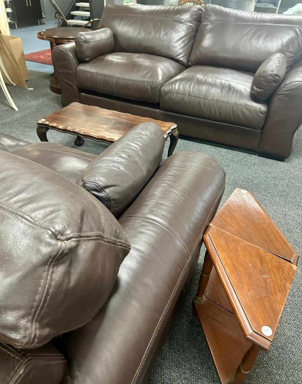 Beautiful Furniture, Household Appliances and More thumbnail 20