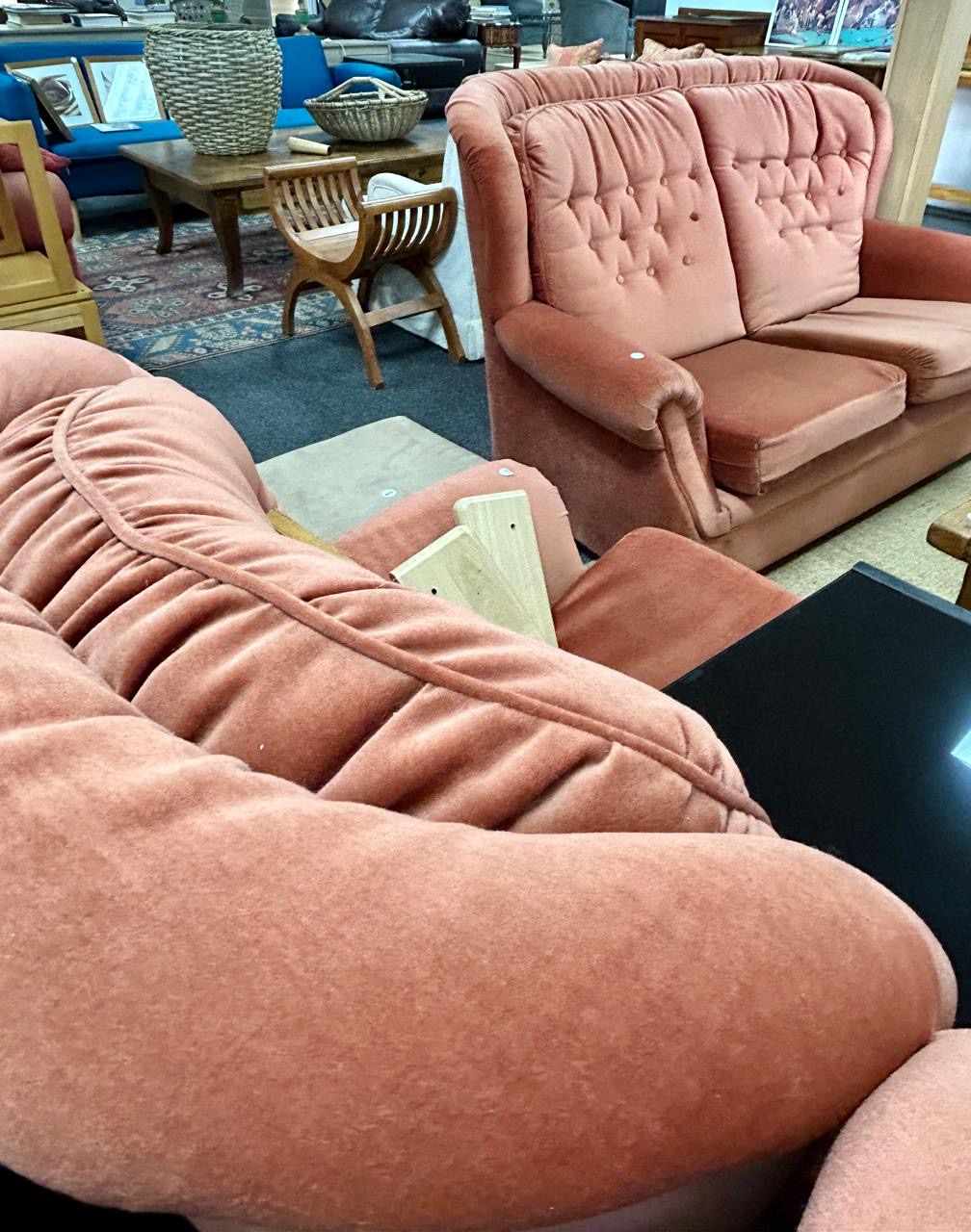 Beautiful Furniture, Household Appliances and More thumbnail 23