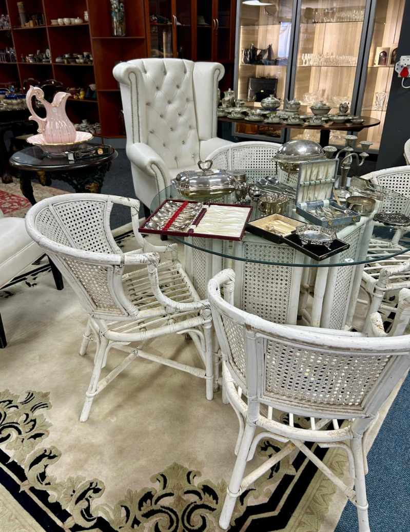 Beautiful Household Furnishings thumbnail 33
