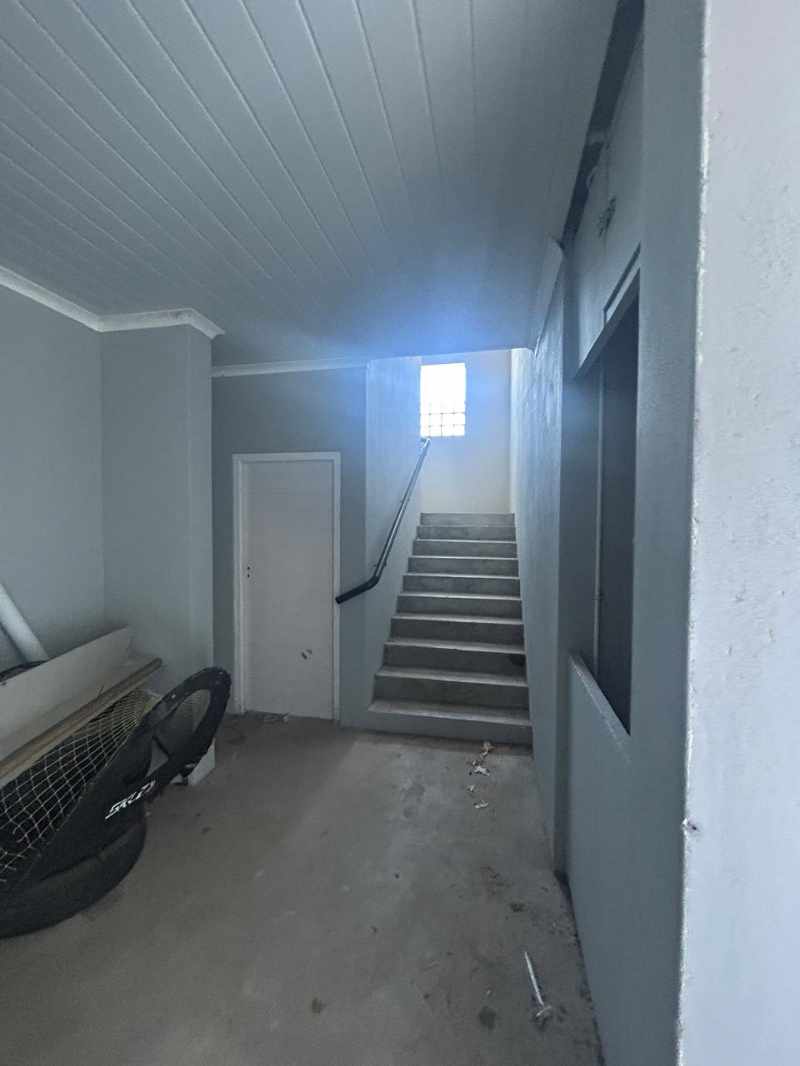 3 Storey Apartment Block - Excellent Location thumbnail 5