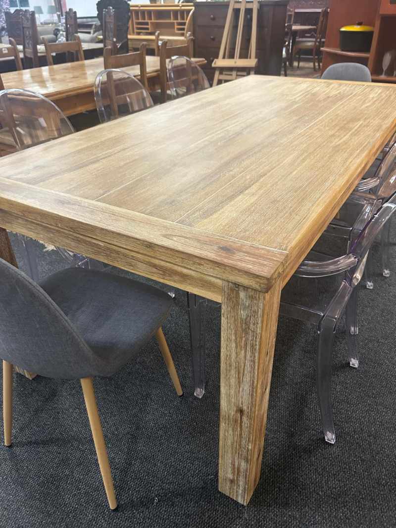 Beautiful Furnishings and Homeware thumbnail 22