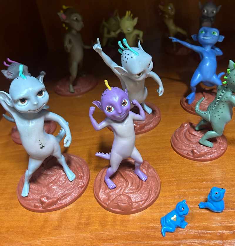 Collectables, Antiques & Household Furniture Auction thumbnail 4