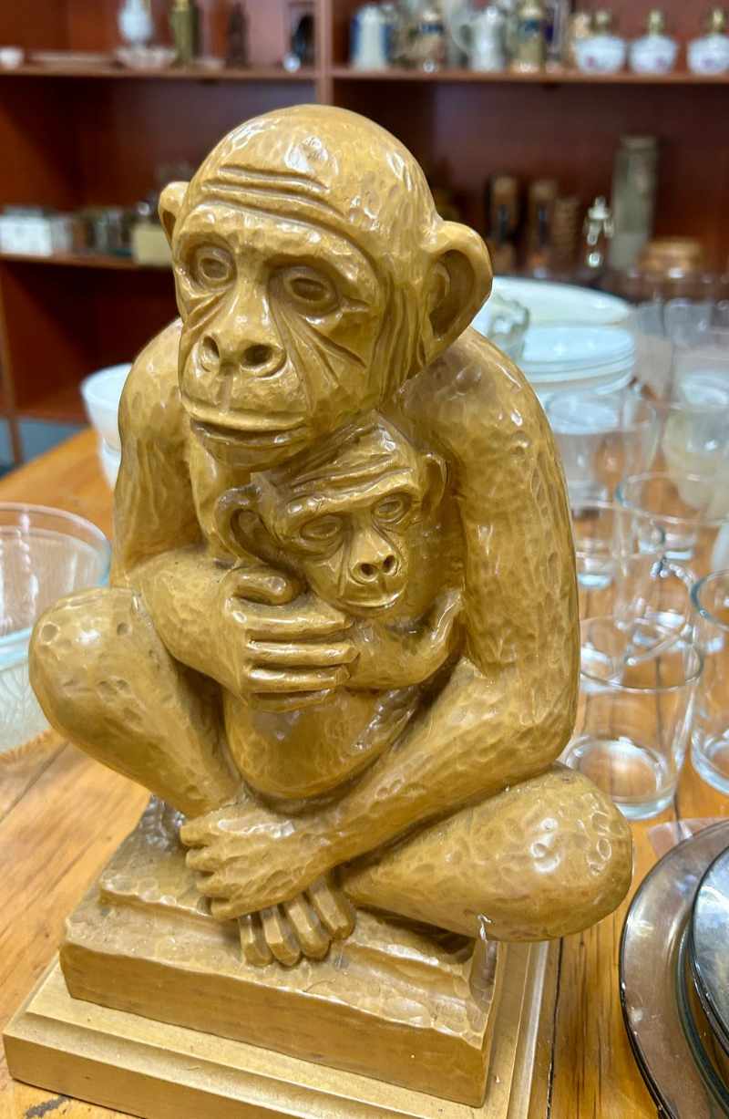 Collectables, Antiques & Household Furniture Auction thumbnail 13