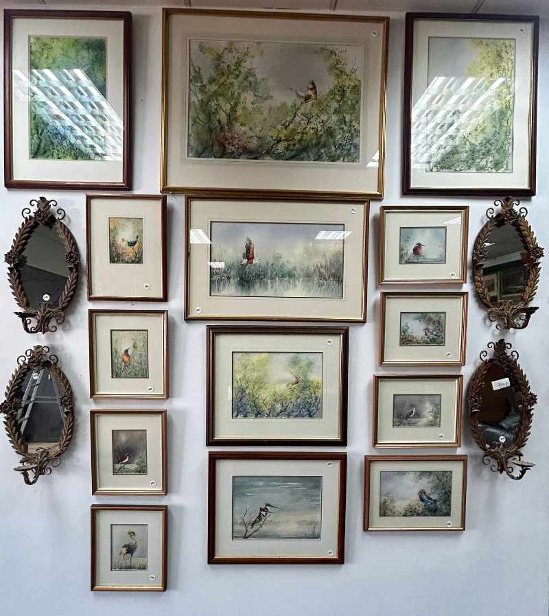 Beautiful Paintings And Household Furnishings thumbnail 3