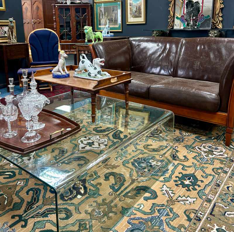 Beautiful Paintings And Household Furnishings thumbnail 15