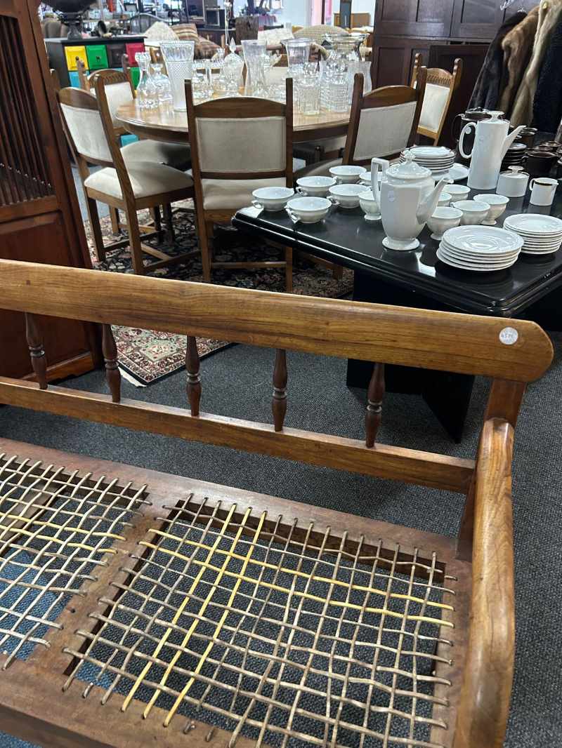 Beautiful Household Furnishings thumbnail 4
