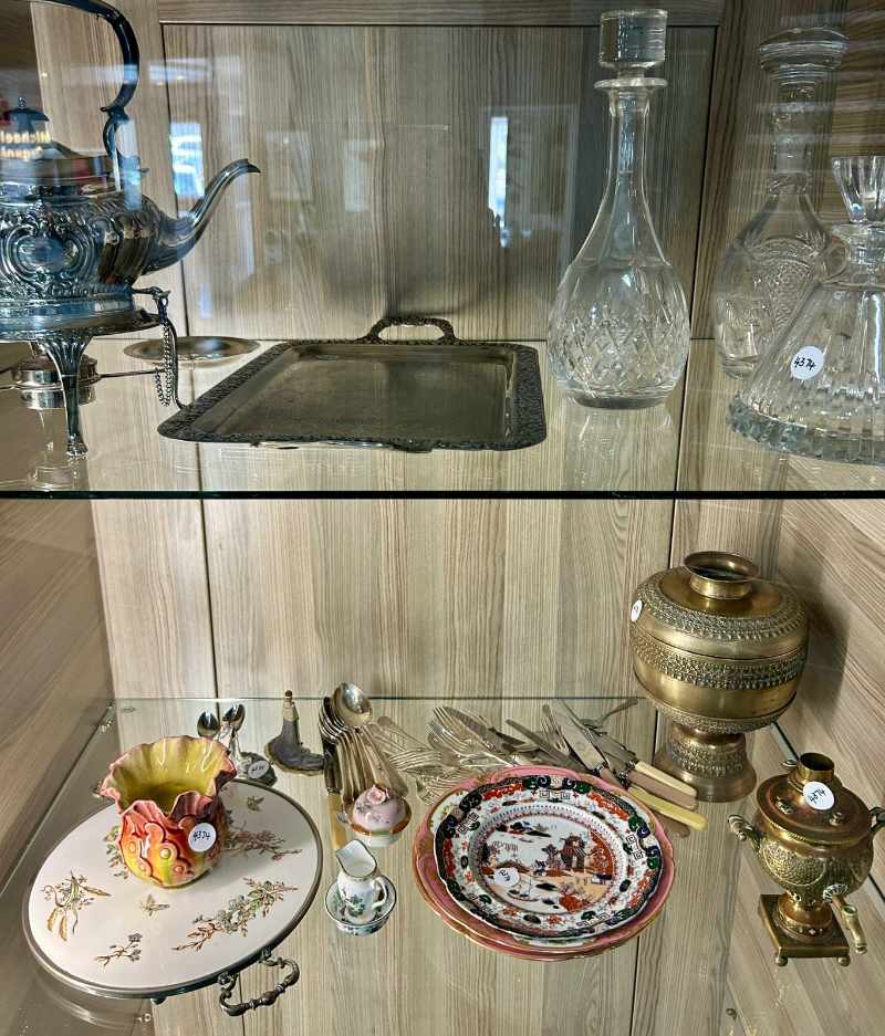 Beautiful Household Furnishings thumbnail 6