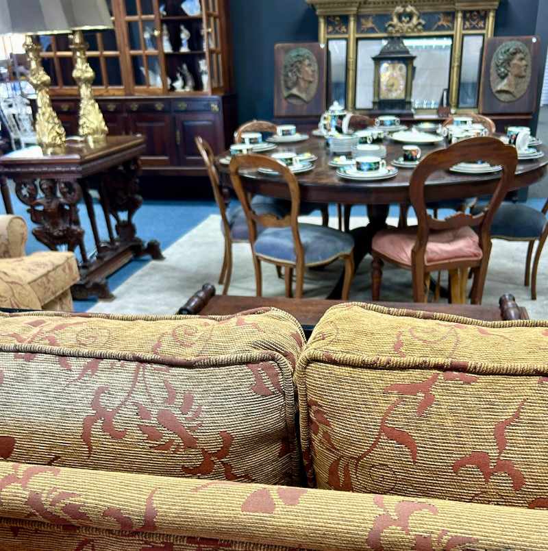 Beautiful Household Furniture thumbnail 4
