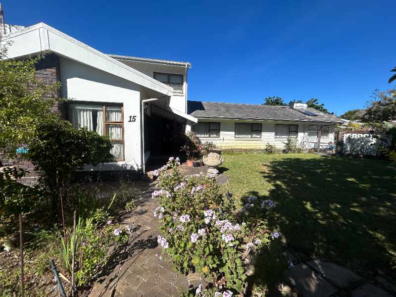Milnerton Central - 3 Bedroom Home thumbnail 2