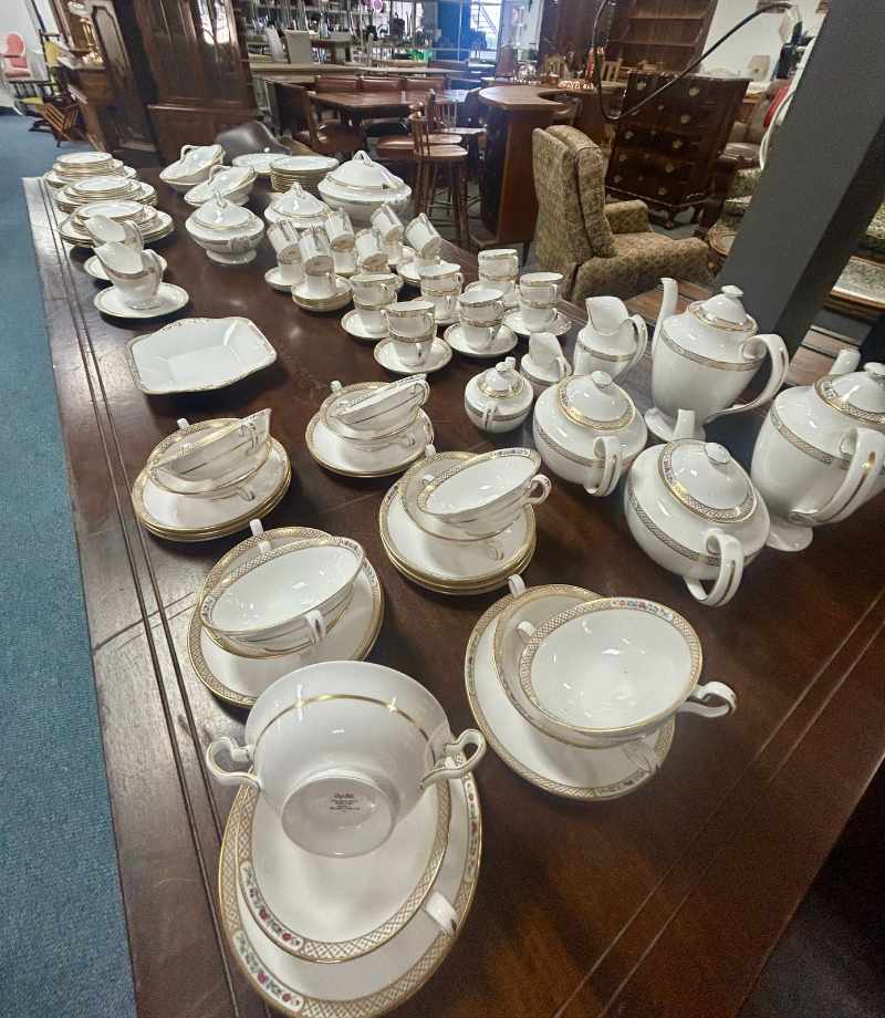 Beautiful Home Furnishings thumbnail 10