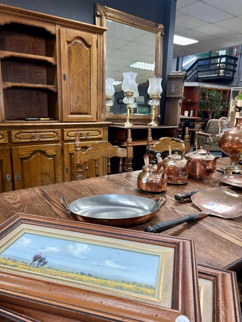Beautiful Home Furnishings thumbnail 23