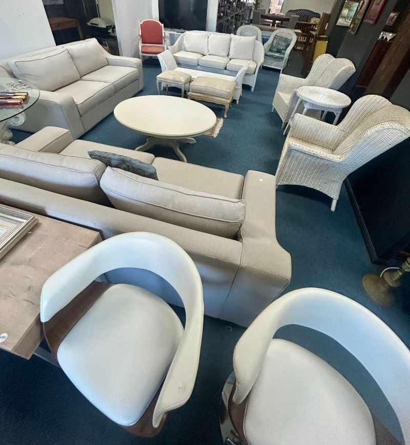 Beautiful Home Furnishings thumbnail 14