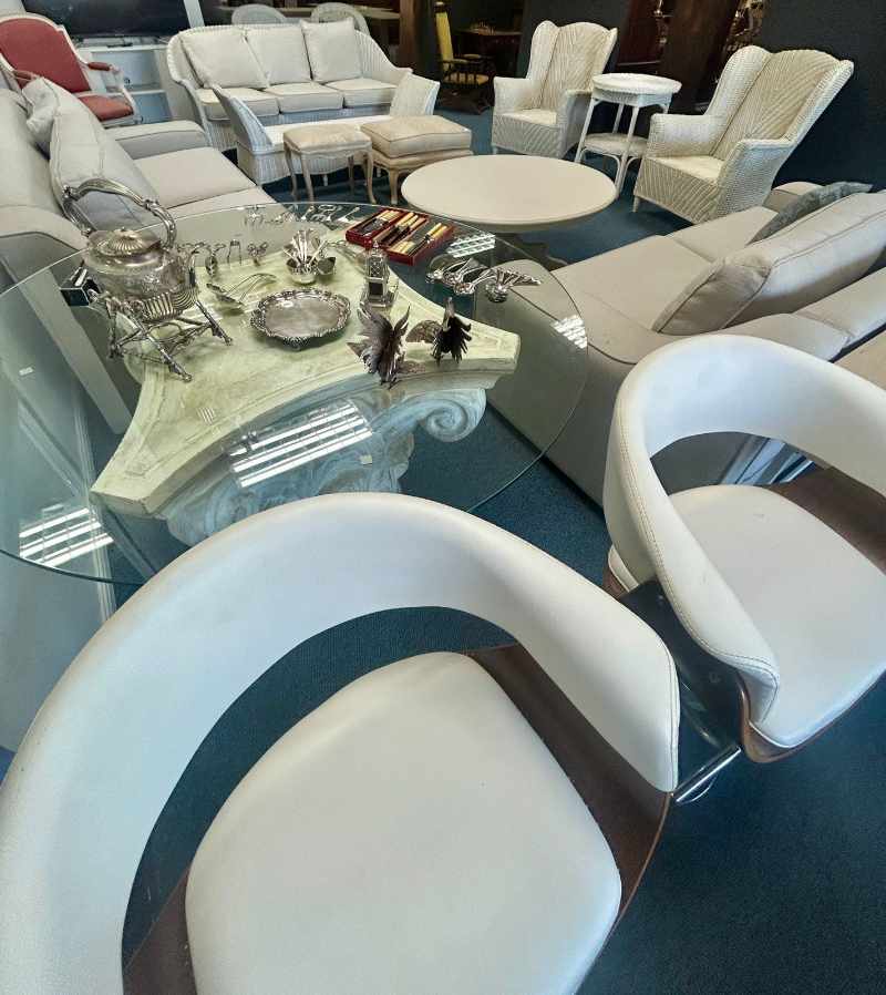 Beautiful Home Furnishings thumbnail 16