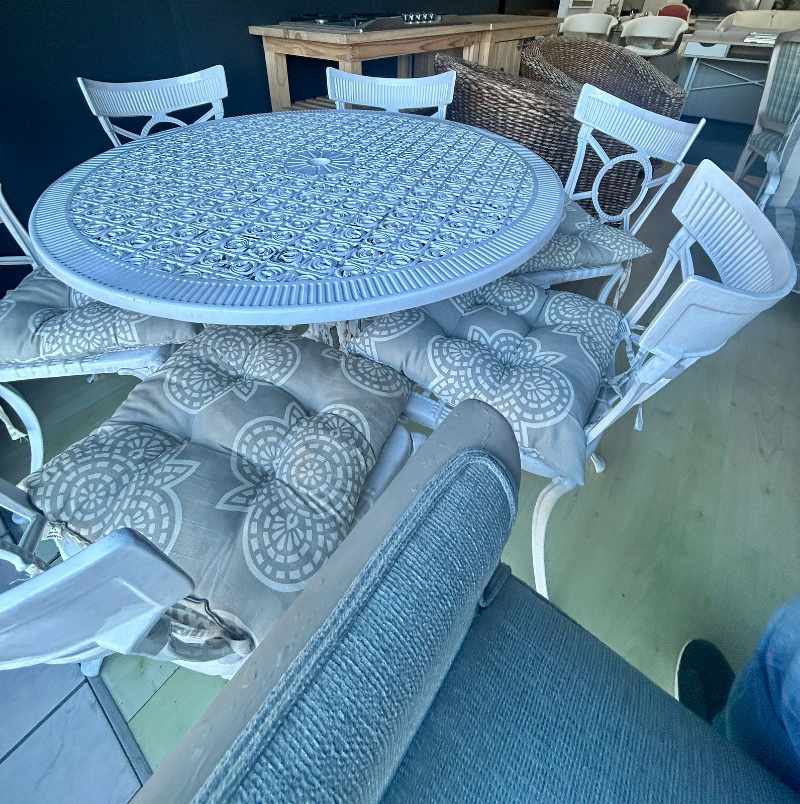 Beautiful Home Furnishings thumbnail 17