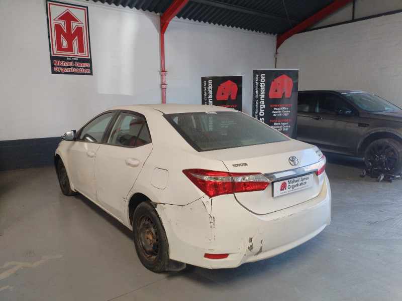 2015 TOYOTA COROLLA 1.4D ESTEEM thumbnail 6