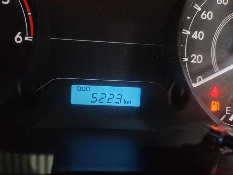 2025 TOYOTA HILUX 2.4 GD S A/C P/U S/C thumbnail 9