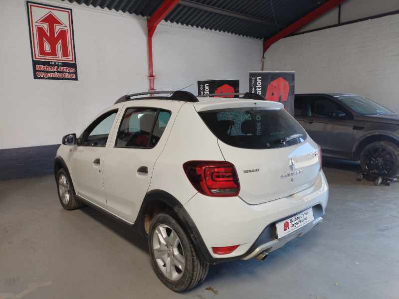 2017 RENAULT SANDERO 900T STEPWAY thumbnail 6