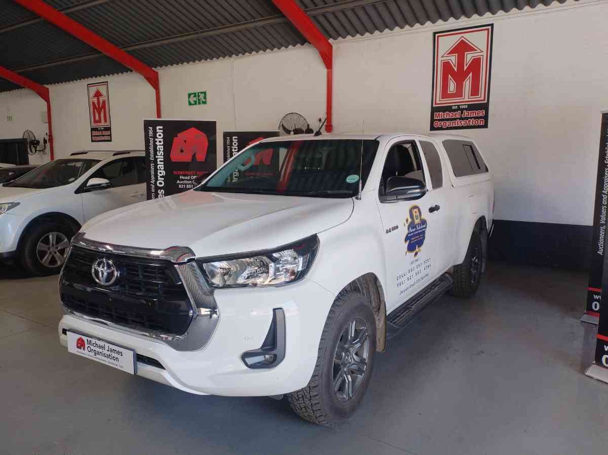 2021 TOYOTA HILUX 2.4 GD-6 RB RAIDER P/U E/CAB
