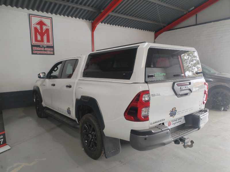 2022 TOYOTA HILUX 2.8 GD-6 RB LEGEND 4X4 A/T P/U D/C thumbnail 6