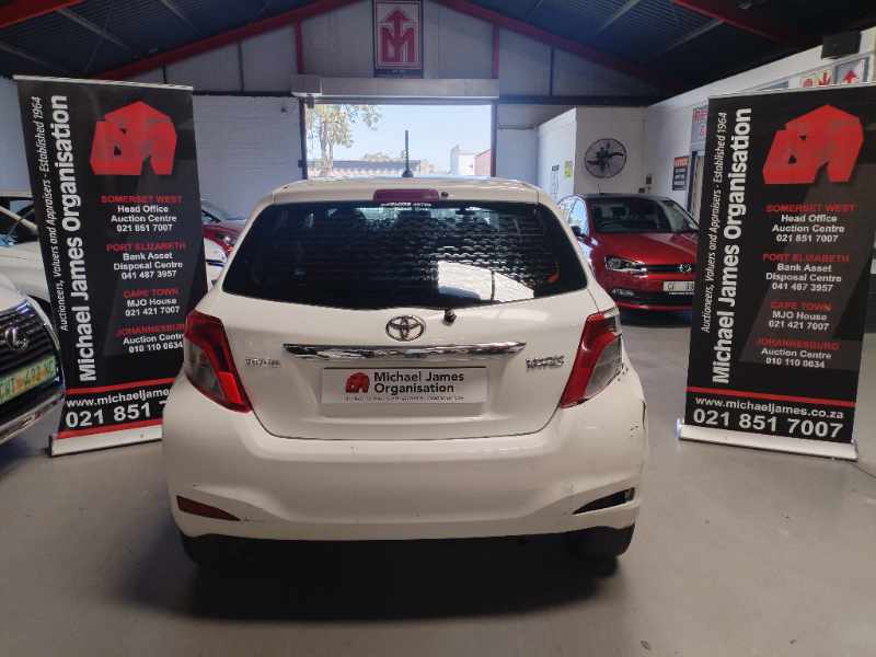 2013 TOYOTA YARIS 1.0 XR 5Dr thumbnail 4