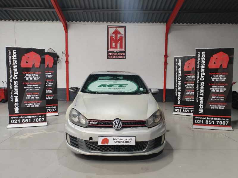 2011 VOLKSWAGEN GOLF VI GTI 2.0 TSI DSG thumbnail 2