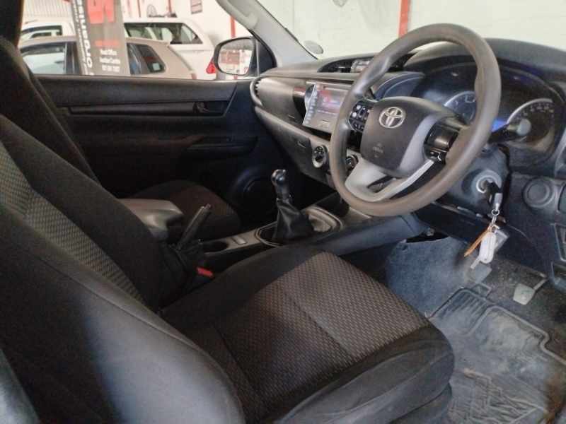 2017 TOYOTA HILUX 2.4 GD-6 RB SRX P/U S/C thumbnail 8