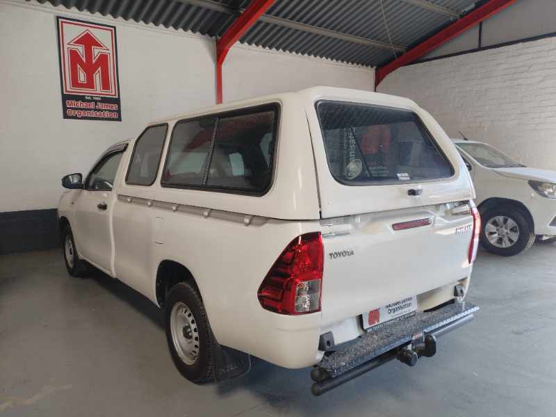 2025 TOYOTA HILUX 2.4 GD P/U S/C thumbnail 6