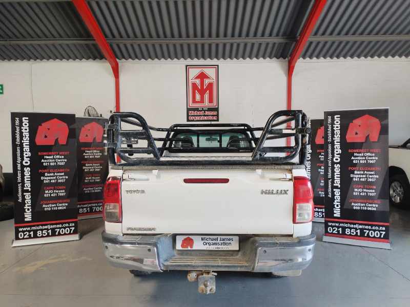 2020 TOYOTA HILUX 2.4 GD6 S/C P/U thumbnail 4