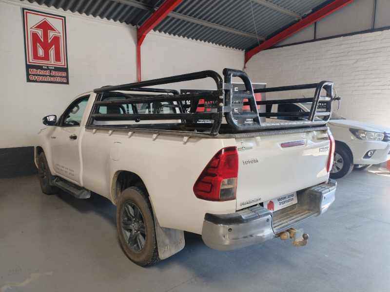 2020 TOYOTA HILUX 2.4 GD6 S/C P/U thumbnail 6