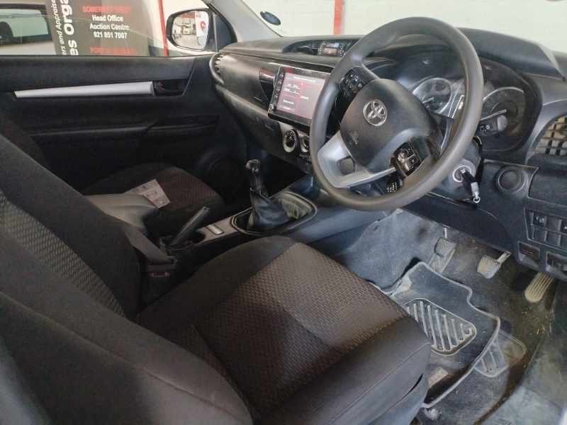 2020 TOYOTA HILUX 2.4 GD6 S/C P/U thumbnail 8