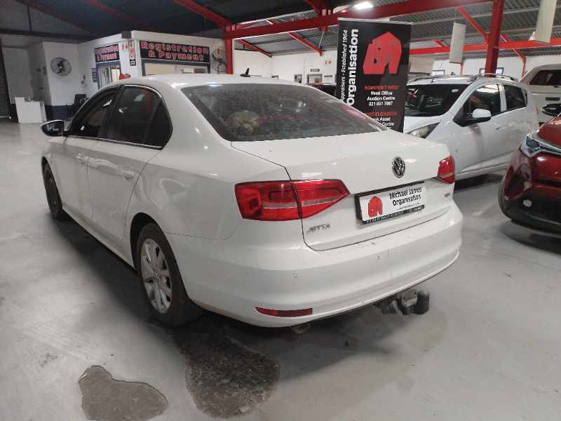 2015 VOLKSWAGEN JETTA GP 1.6 TDi thumbnail 6