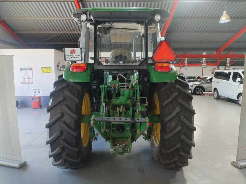 2021 JOHN DEERE 6120 B TRACTOR thumbnail 4
