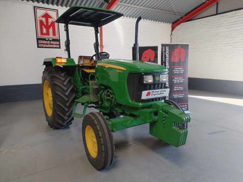 2021 JOHN DEERE 5075 E TRACTOR thumbnail 3