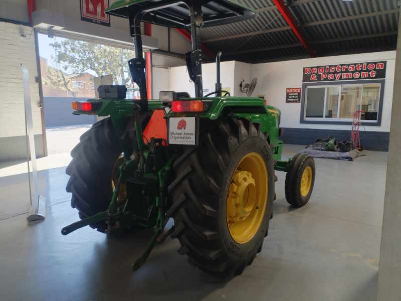 2021 JOHN DEERE 5075 E TRACTOR thumbnail 5