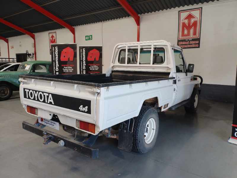 1998 TOYOTA LAND CRUISER DIESEL P/U S/C thumbnail 5