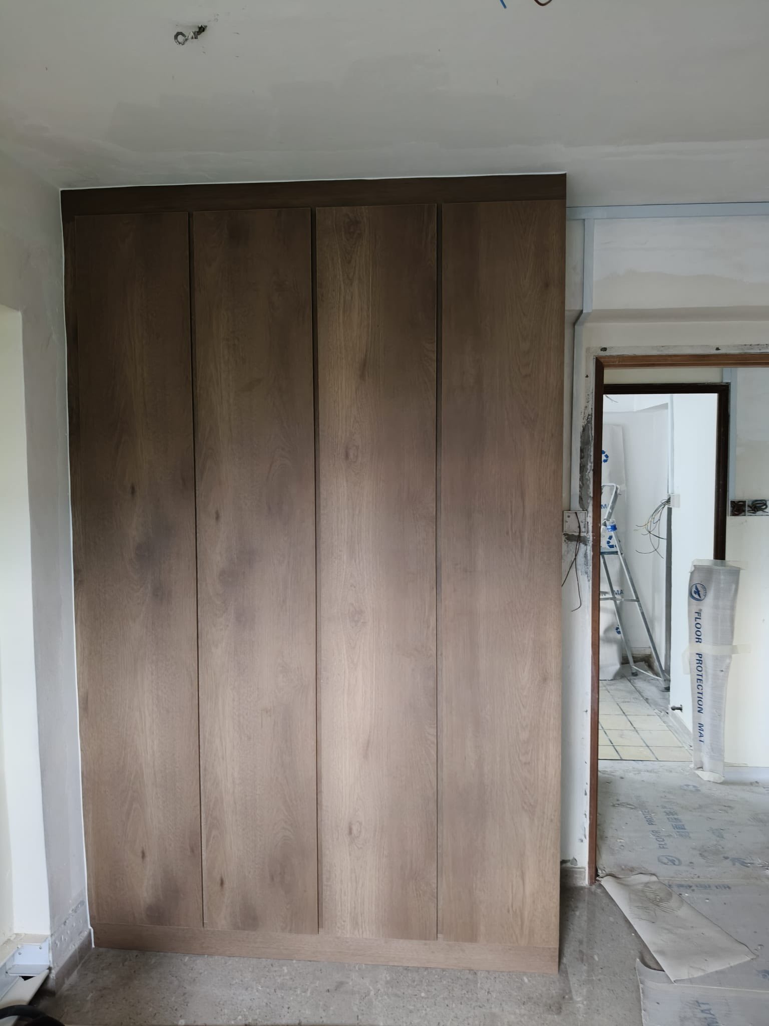 Japandi Oak Full-Height Wardrobe