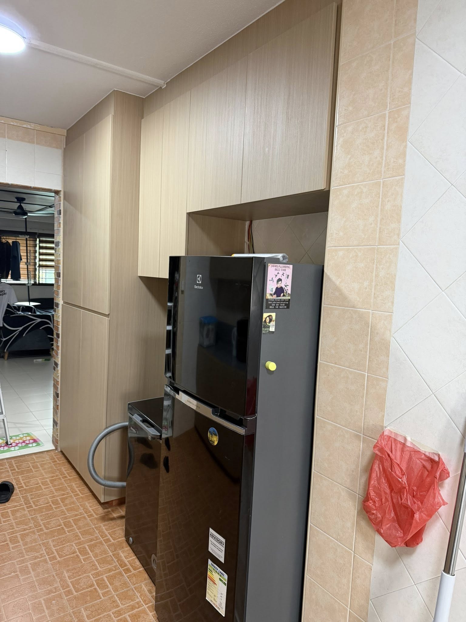Scandinavian Light-Wood HDB Kitchen