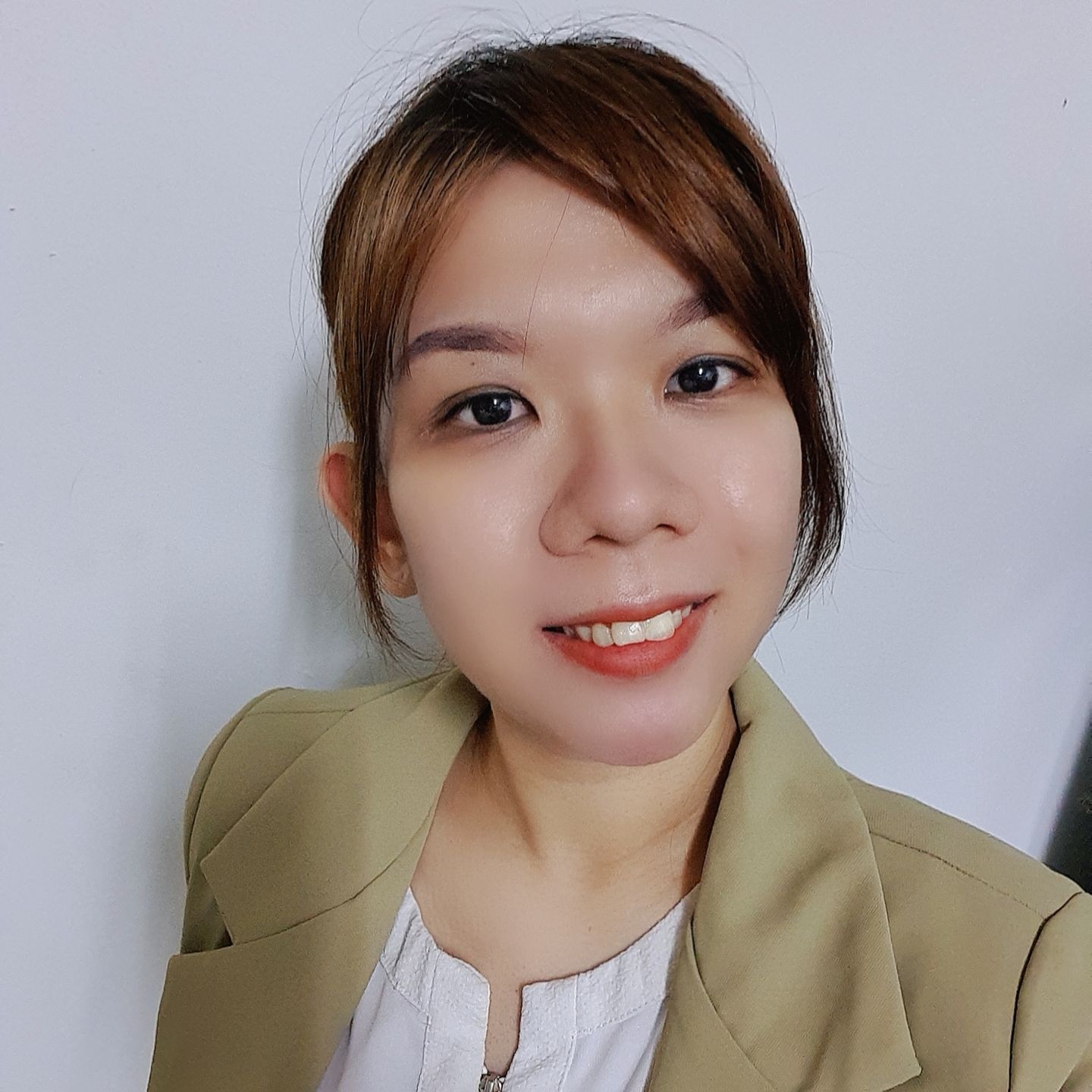 Nicey Chai Hui Yee's avatar'