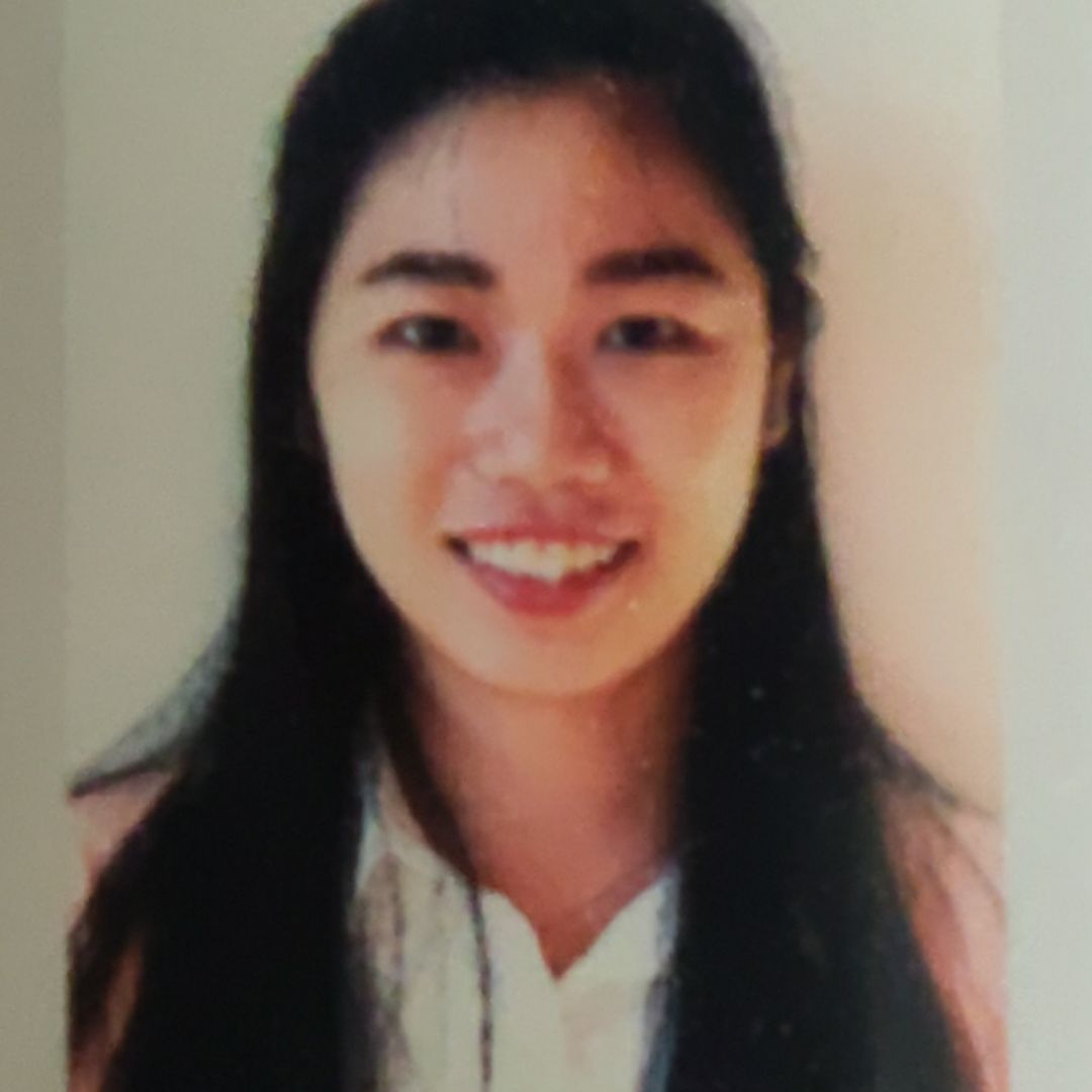 Chin Yee Leng's avatar'