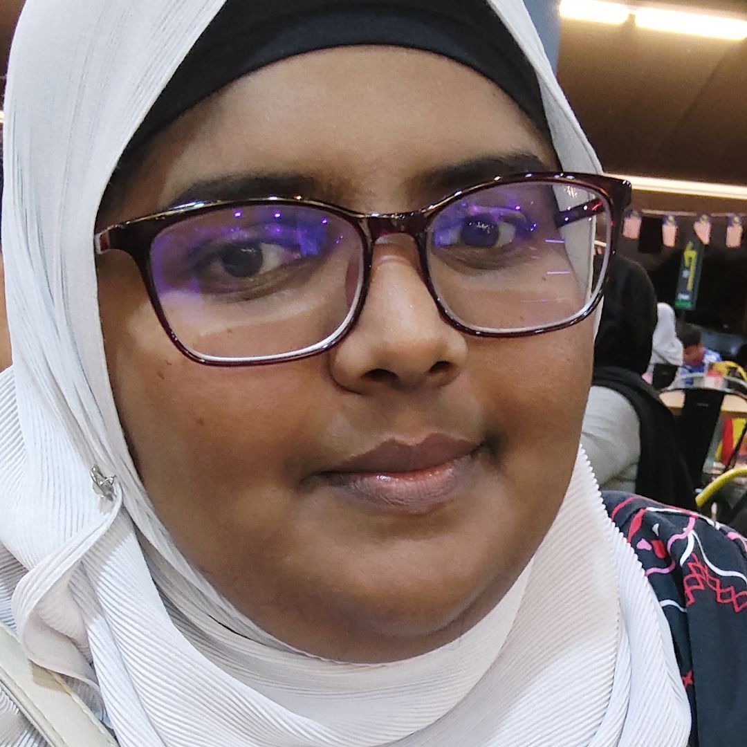 Nur Sabrina's avatar'