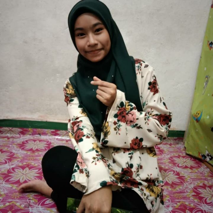 Nur Fitri's avatar'