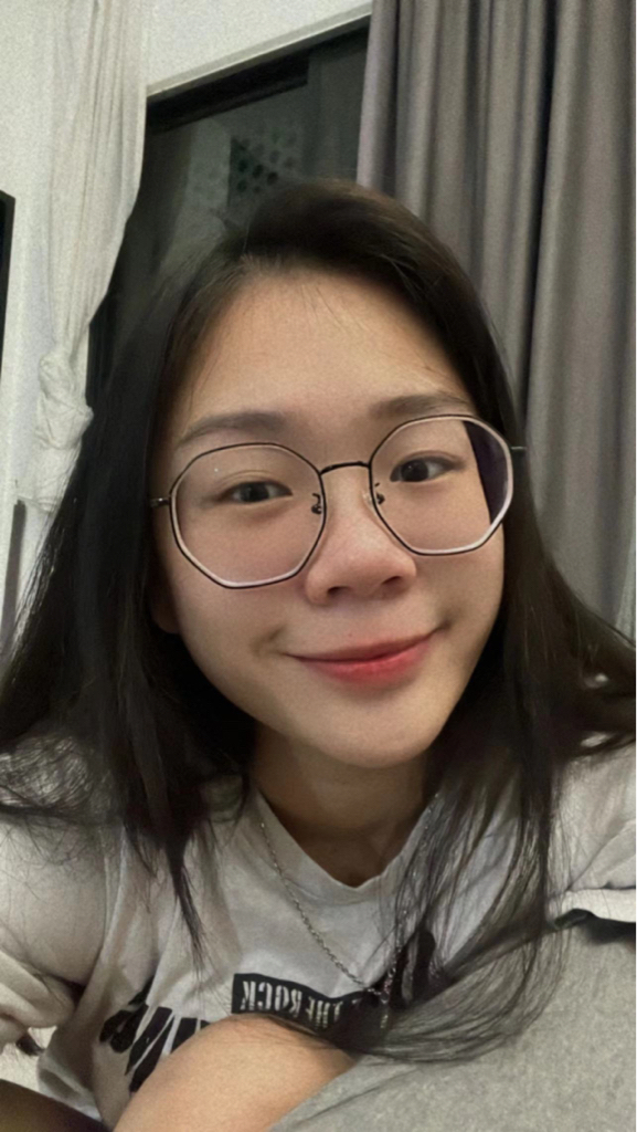 Angie Cham's avatar'