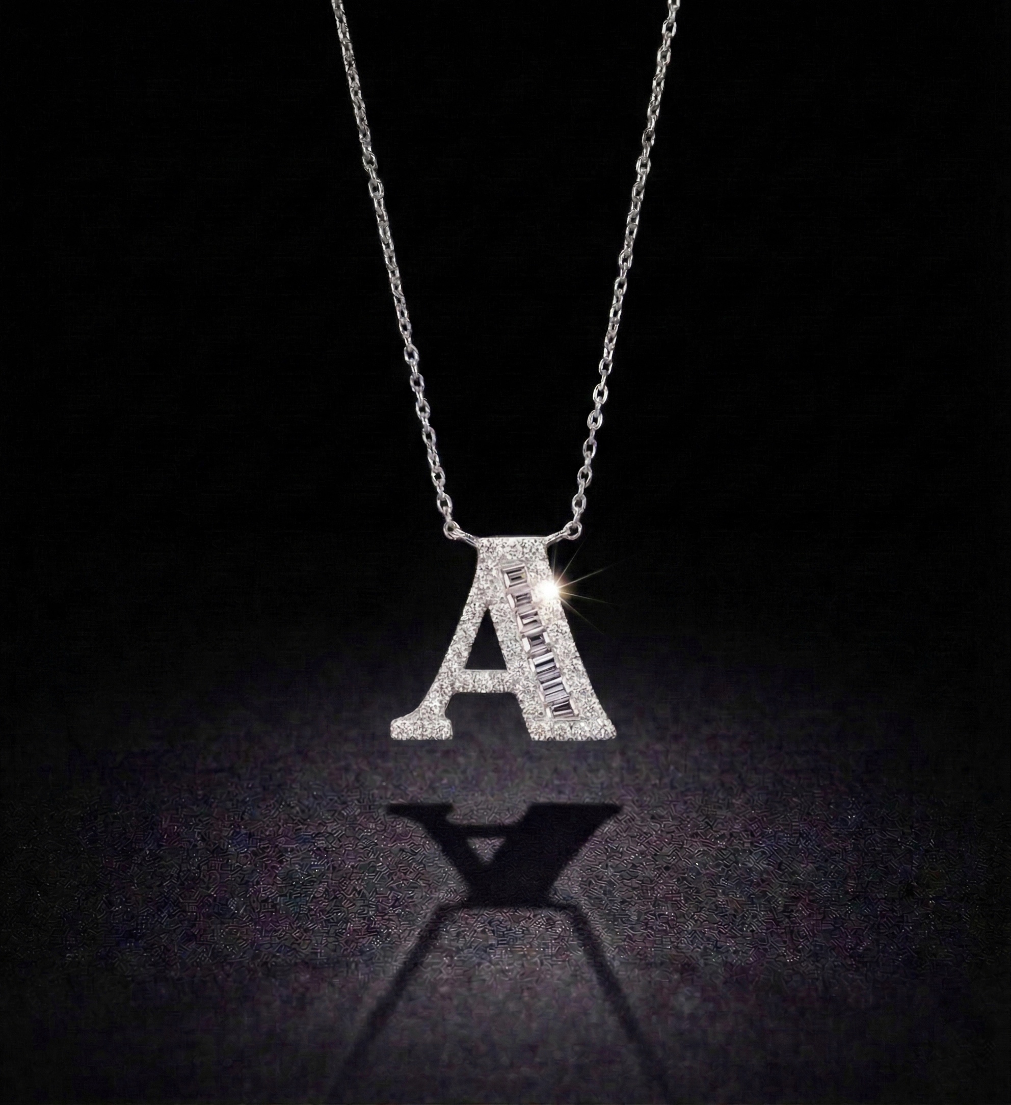 Naszyjnik z literą A "Collier Première Lettre™"
