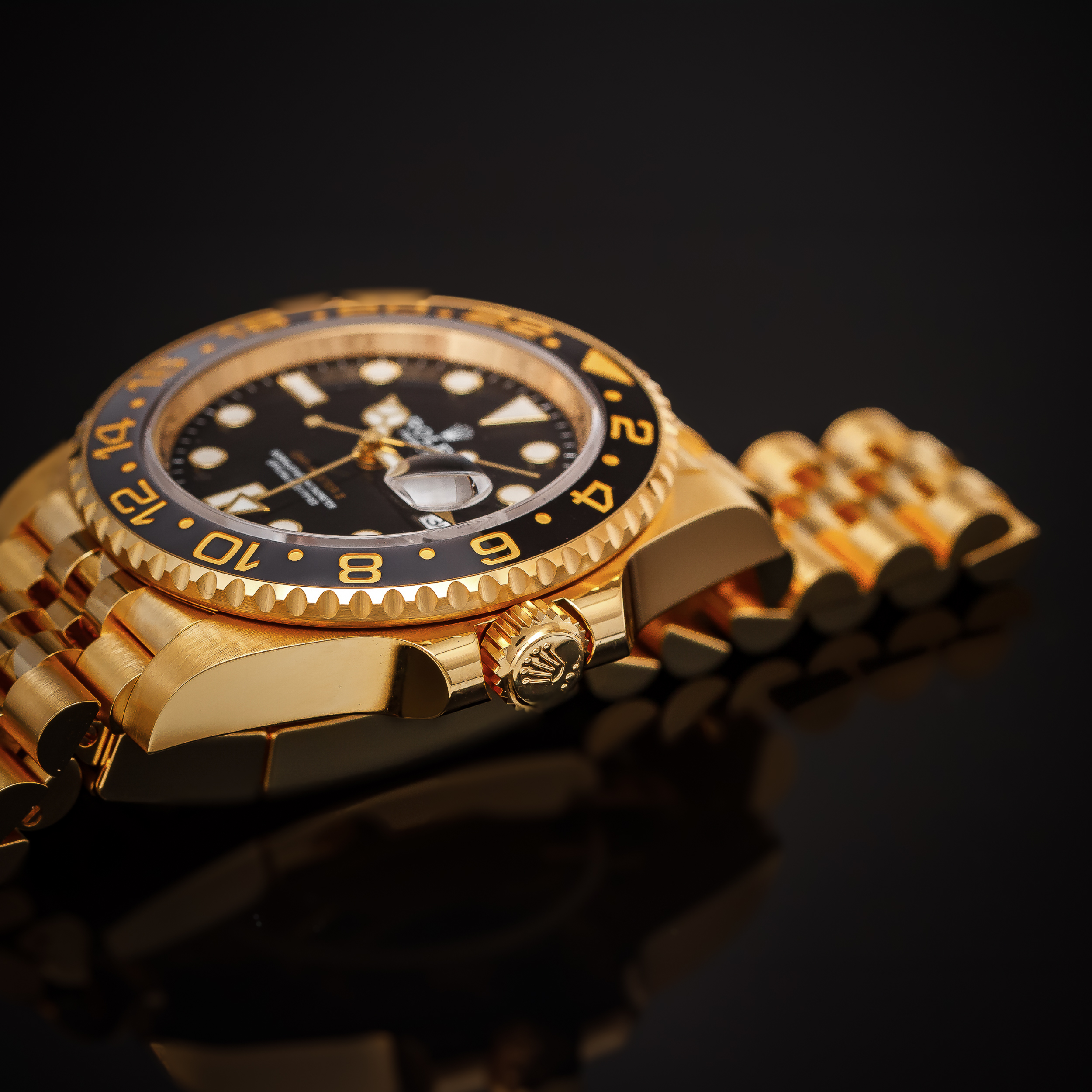 Rolex GMT MASTER II 126718GRNR Jubilee